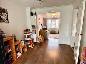 Dining Room - click for photo gallery
